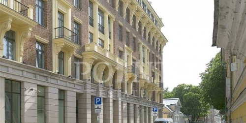 6-комн квартира Левшинский Б. пер,  д. 11