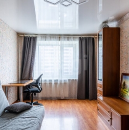 Продажа 2-комн квартиры на вторичном рынке Просвещения пр-кт,  д. 76 к1