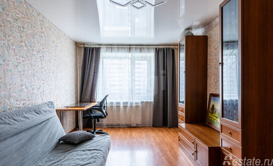 Продажа 2-комн квартиры на вторичном рынке Просвещения пр-кт,  д. 76 к1