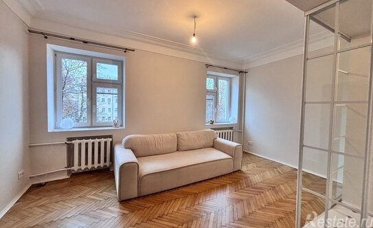 Продажа 2-комн квартиры на вторичном рынке Басманная С. ул,  д. 22 к6 с3