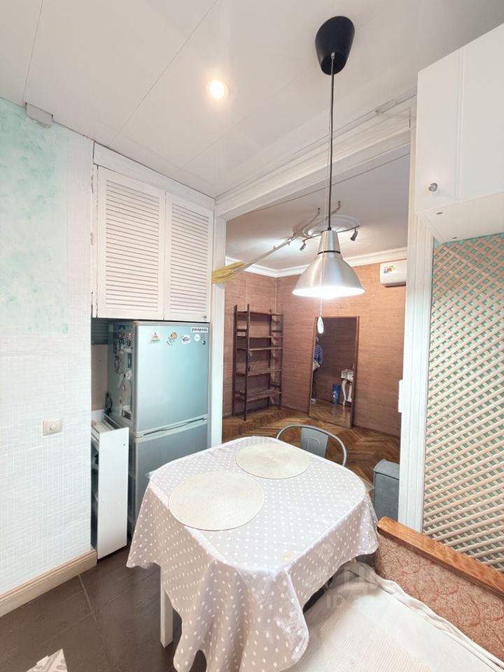 Аренда 2-комн квартиры на вторичном рынке 3-я Владимирская улица, 22/22