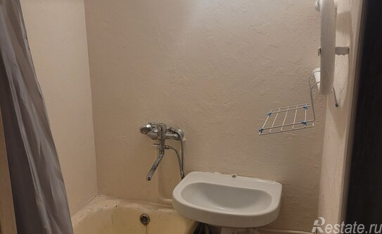 Продажа 3-комн квартиры на вторичном рынке ул Родниковая,  д. 20