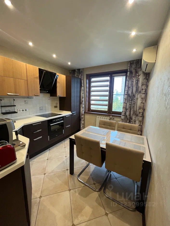 Продажа 2-комн квартиры на вторичном рынке Ельнинская улица, 20к1