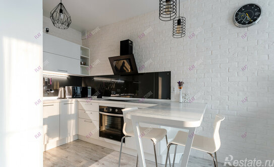 Продажа 1-комн квартиры на вторичном рынке улица Оптиков