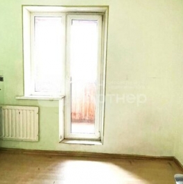 Продажа 1-комн квартиры на вторичном рынке Яхтенная улица,  д. 42