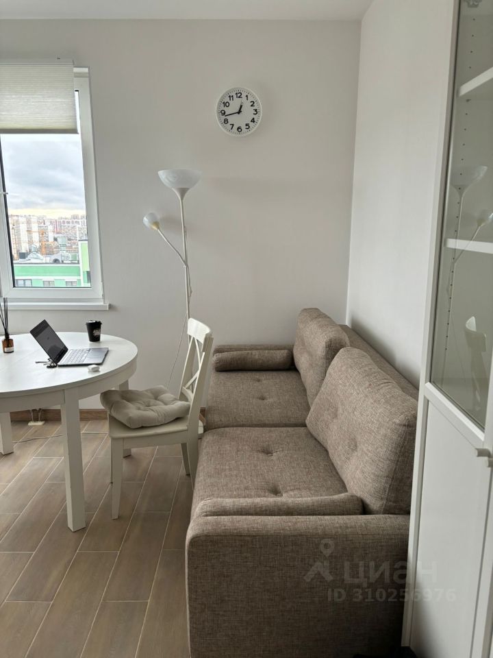 Аренда 2-комн квартиры на вторичном рынке Производственная улица, 10к2