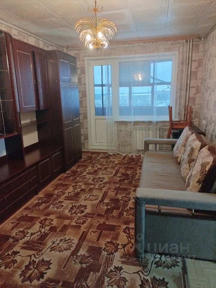 Аренда 2-комн квартиры на вторичном рынке Отрадное, Центральная улица, 17