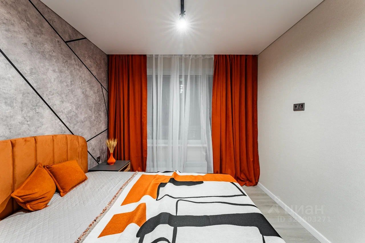 Продажа 2-комн квартиры на вторичном рынке Мирской переулок, 3