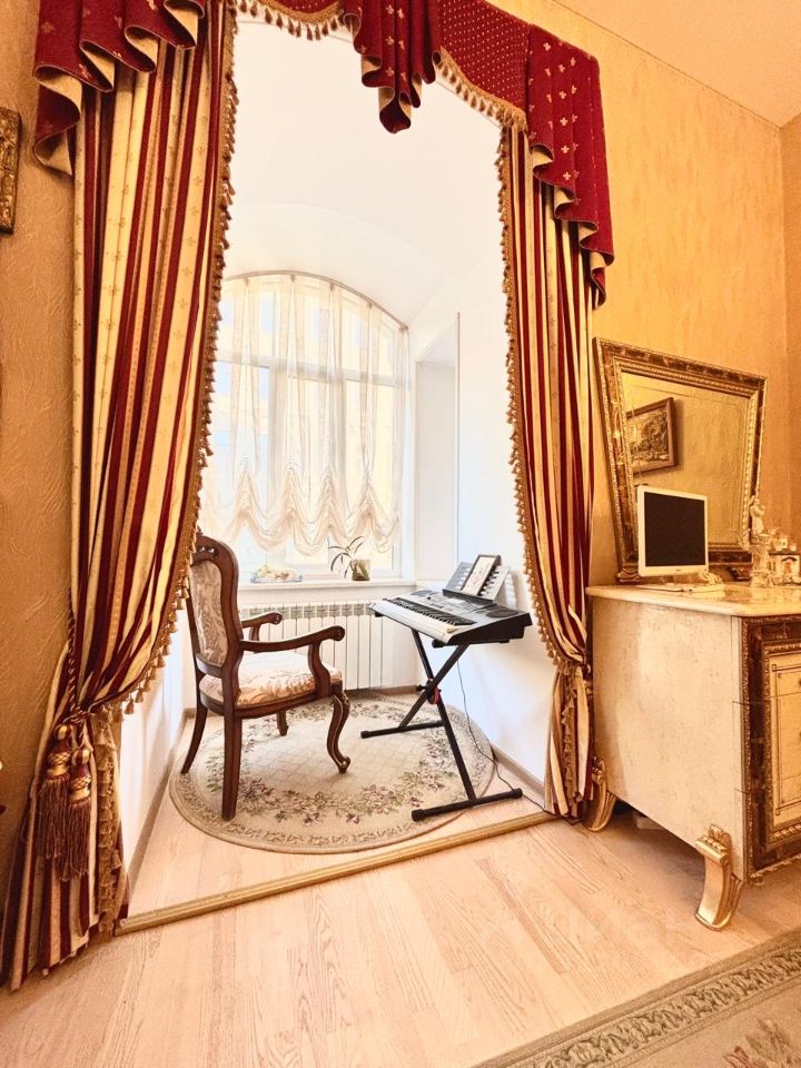 Продажа 2-комн квартиры на вторичном рынке Зоологический переулок, 1-3