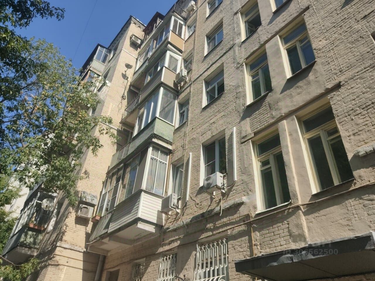 Продажа 2-комн квартиры на вторичном рынке Казарменный переулок, 8С3