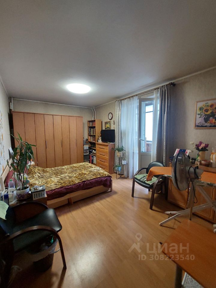 Продажа 4-комн квартиры на вторичном рынке Неманский проезд, 11