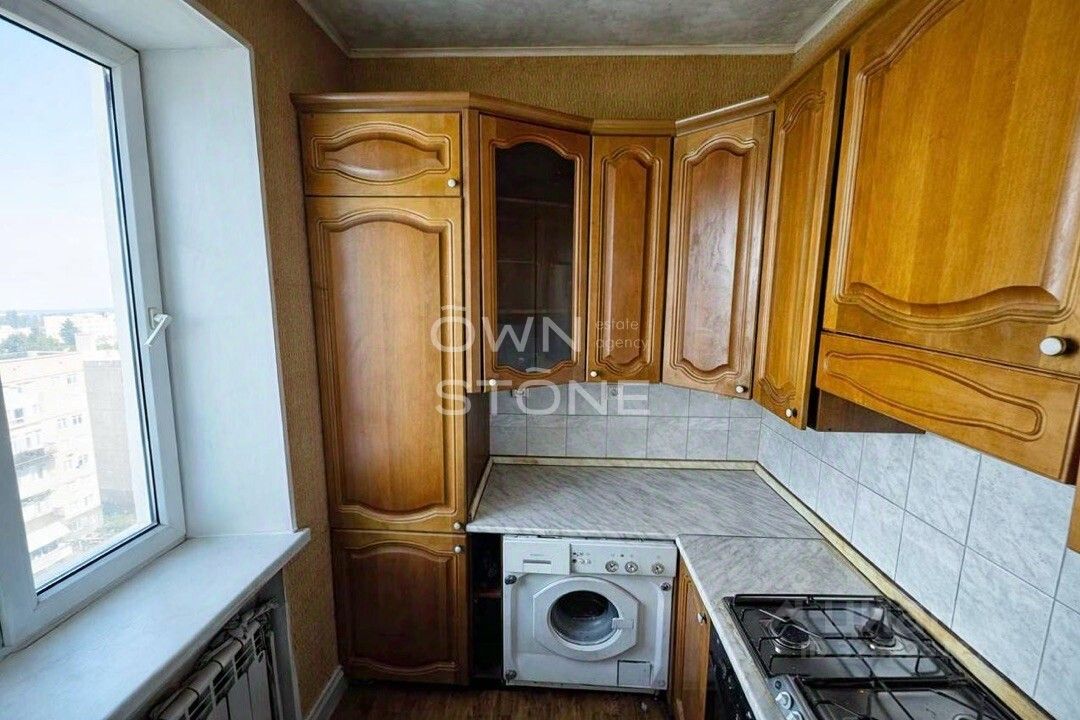 Продажа 2-комн квартиры на вторичном рынке улица Павла Андреева, 28К4