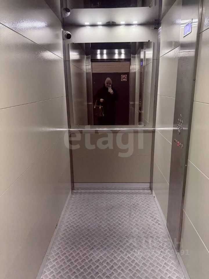 Продажа 2-комн квартиры на вторичном рынке улица Яворки, 1к2