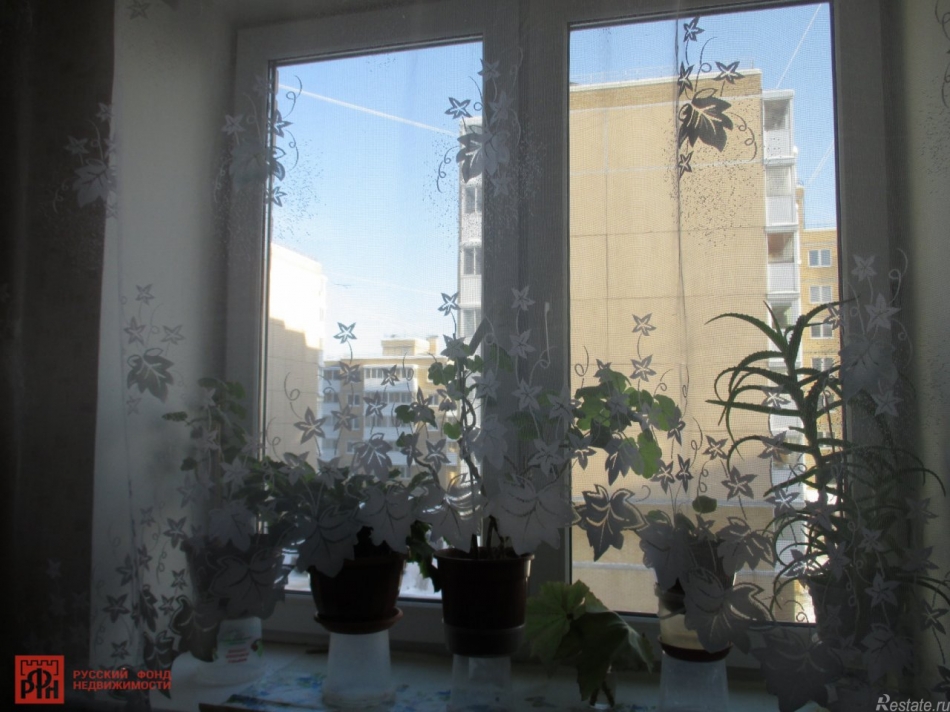 Продажа комнаты Красное Село г., Красногородская ул. ,  д. 13,  к. 1