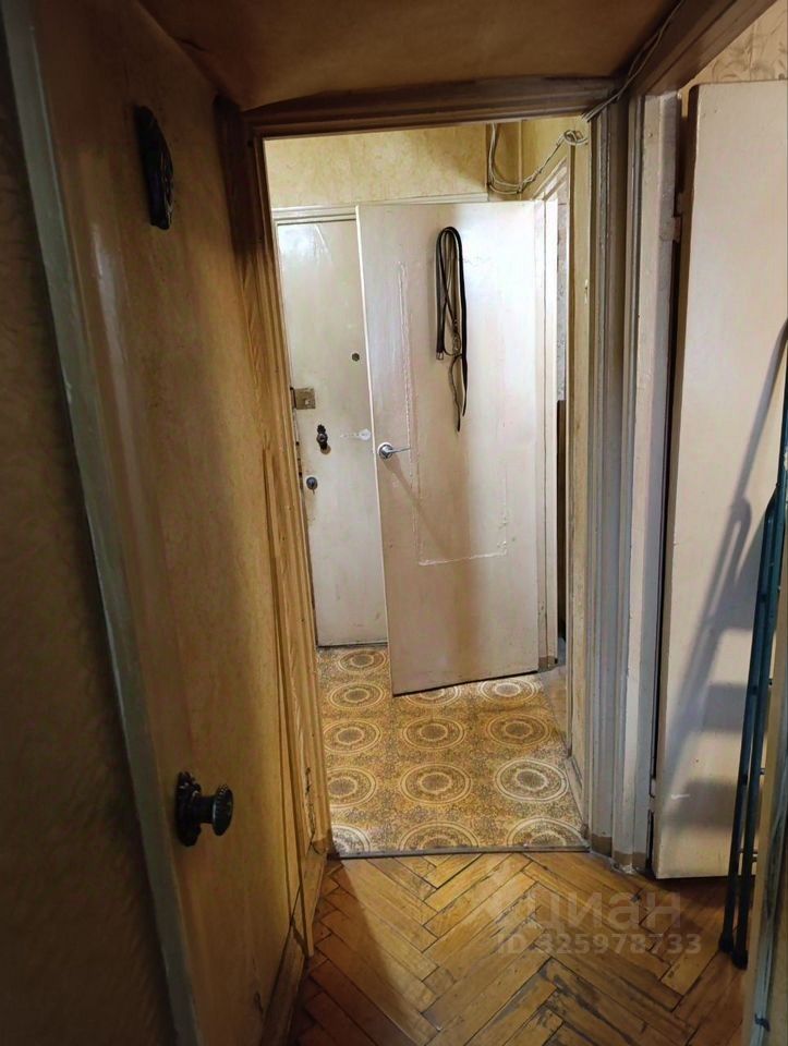 Продажа 1-комн квартиры на вторичном рынке Окружной проезд, 34к4