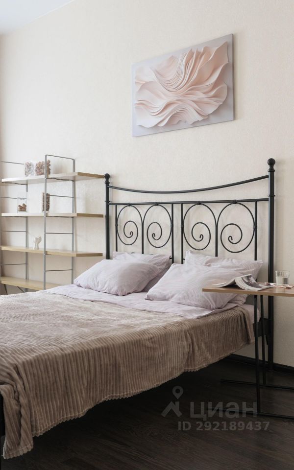 Аренда 3-комн квартиры на вторичном рынке Литейный проспект, 25