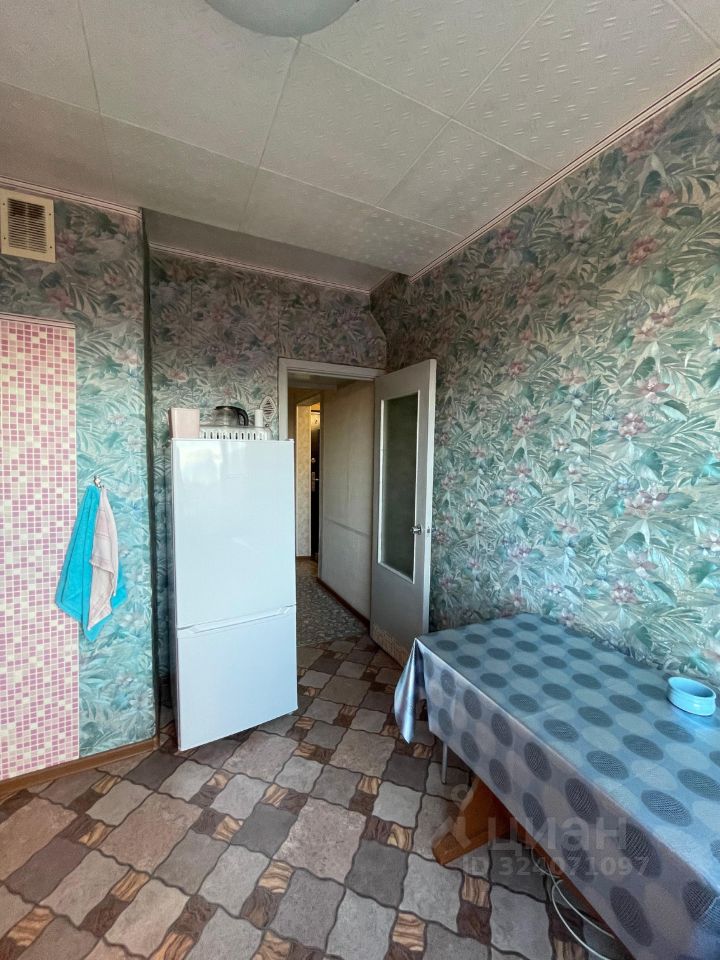 Продажа 2-комн квартиры на вторичном рынке улица Кораблестроителей, 23К1