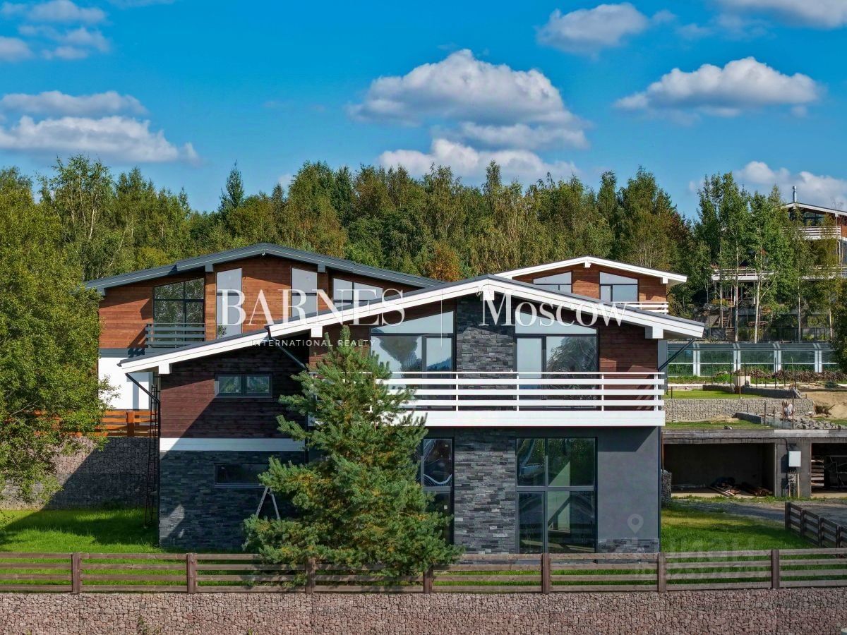 Продажа дома Шале де Люкс Токсово кп, д. Хиттолово,  д. 12