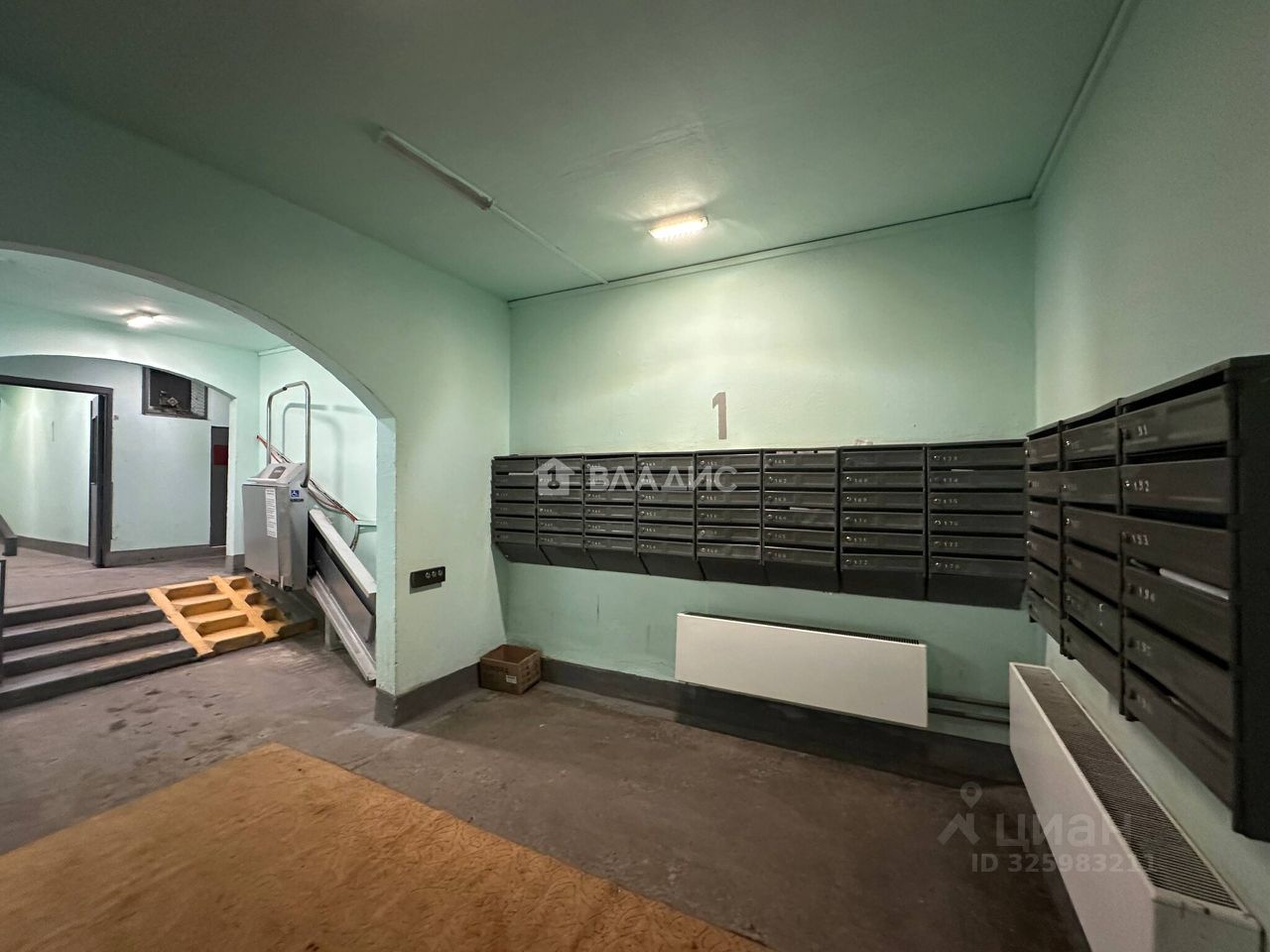 Продажа 3-комн квартиры на вторичном рынке 2-я Вольская улица, 24