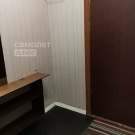Продажа 1-комн квартиры на вторичном рынке проспект Будённого,  д. 28