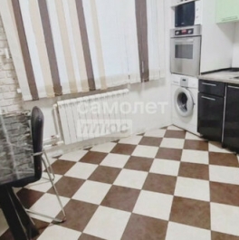 Продажа 3-комн квартиры на вторичном рынке бульвар Матроса Железняка,  д. 28