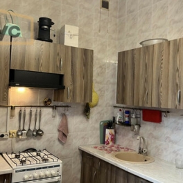 Продажа 3-комн квартиры на вторичном рынке улица Черняховского,  д. 13