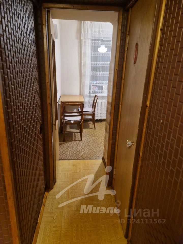 Аренда 2-комн квартиры на вторичном рынке Смольная улица, 21К1