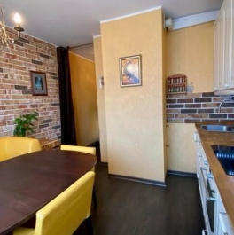 Продажа 3-комн квартиры на вторичном рынке Ангарская улица,  д. 22 к1