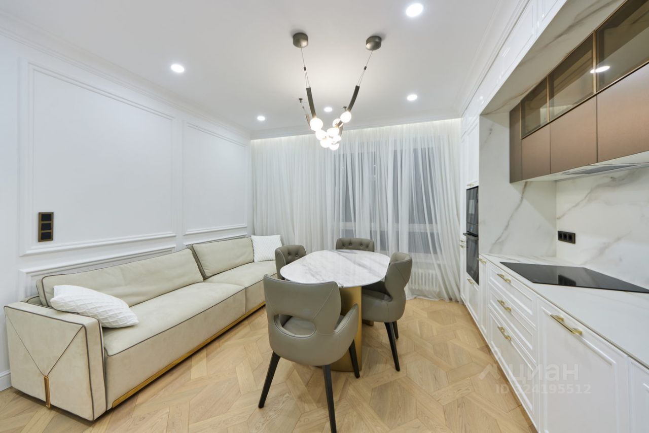 Продажа 3-комн квартиры на вторичном рынке улица Академика Павлова, 38к1