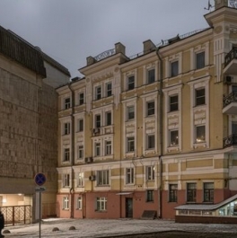 Продажа 2-комн квартиры на вторичном рынке Чудов Б. пер