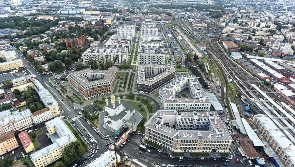 Продажа 2-комн квартиры на вторичном рынке Миргородская улица, 1б