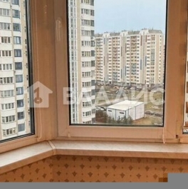 Продажа 1-комн квартиры на вторичном рынке деревня Андреевка, Староандреевская улица,  д. 43 к3