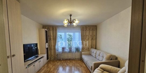 3-комн квартира улица Клары Цеткин,  д. 5