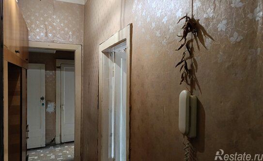 Продажа 2-комн квартиры на вторичном рынке улица Михайлова,  д. 17