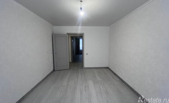 Продажа 3-комн квартиры на вторичном рынке Днепропетровская улица,  д. 35 к1