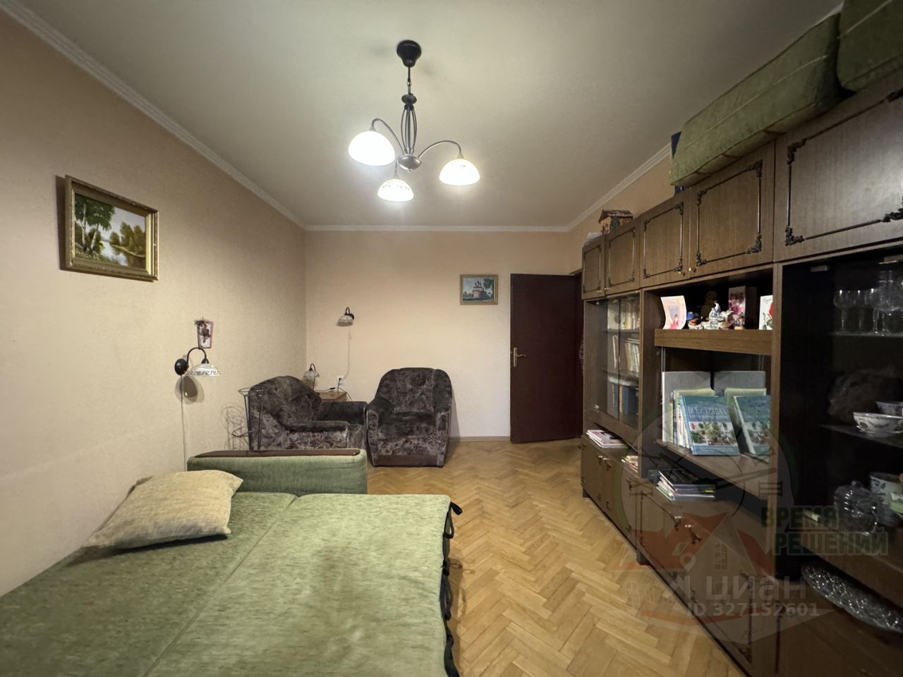 Продажа 2-комн квартиры на вторичном рынке Королев, улица Суворова, 19