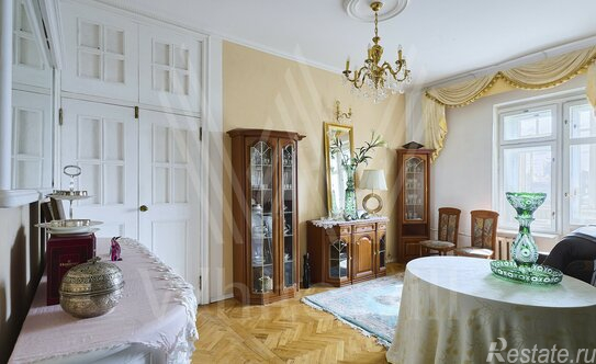 Продажа 3-комн квартиры на вторичном рынке Вишняковский пер,  д. 23