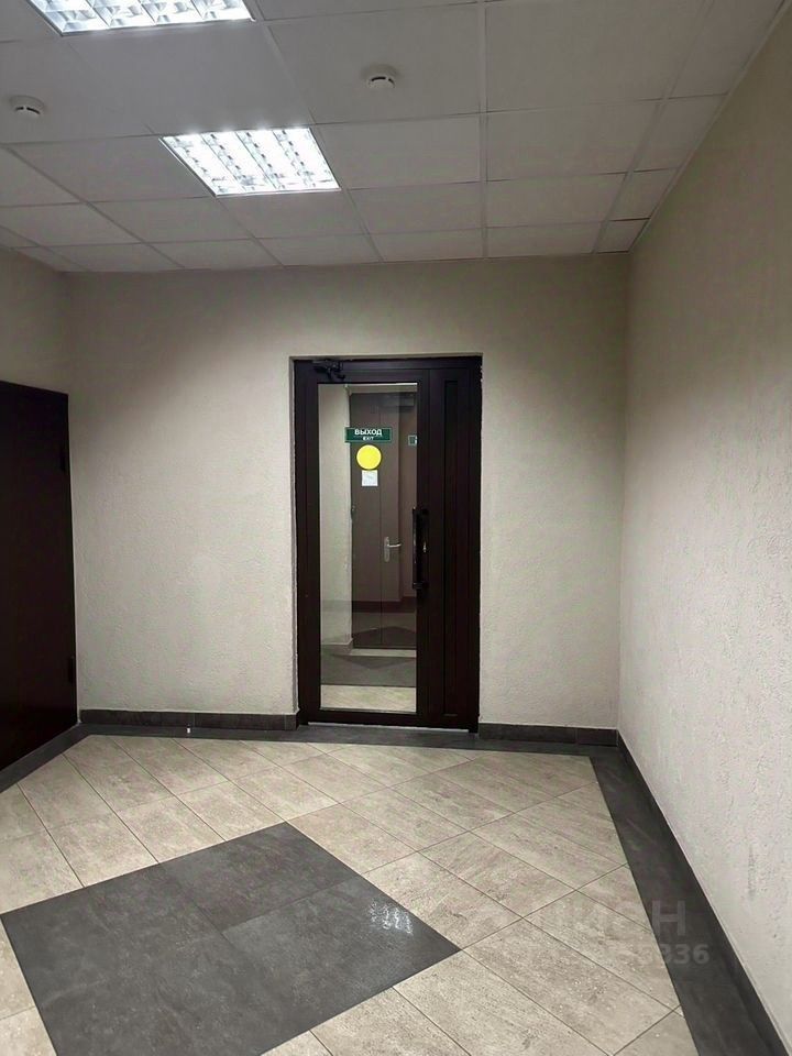 Продажа 2-комн квартиры на вторичном рынке улица Крылатские Холмы, 24
