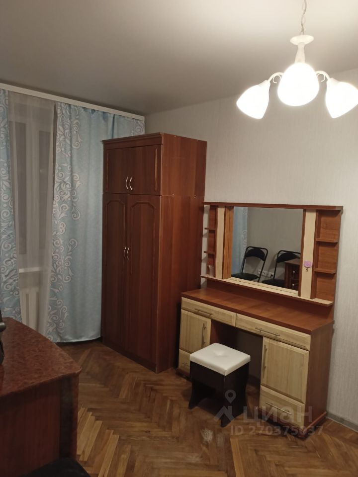 Аренда 2-комн квартиры на вторичном рынке Пушкин, Ленинградская улица, 16