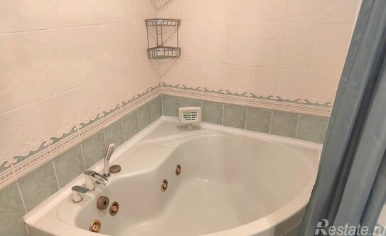 Продажа 1-комн квартиры на вторичном рынке Осенняя улица,  д. 14