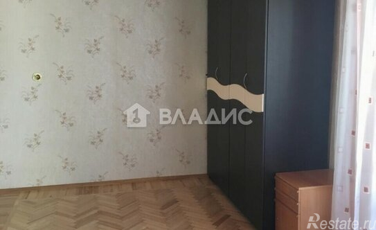 Продажа 1-комн квартиры на вторичном рынке улица Коккинаки,  д. 1