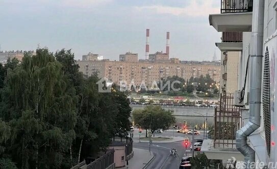 Продажа 3-комн квартиры на вторичном рынке Рочдельская улица,  д. 11/5