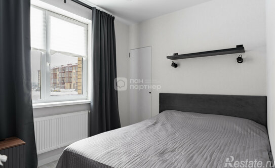 Продажа 1-комн квартиры на вторичном рынке Малоохтинский проспект