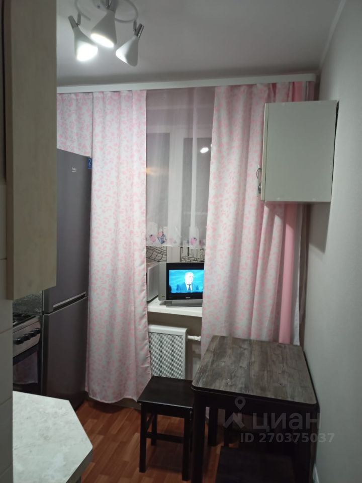 Аренда 2-комн квартиры на вторичном рынке Пушкин, Ленинградская улица, 16