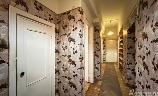 Продажа 4-комн квартиры на вторичном рынке улица Достоевского,  д. 24/9