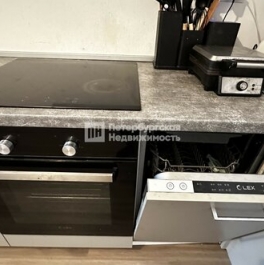 Продажа 1-комн квартиры на вторичном рынке Новоселье, ул Большая Балтийская,  д. 10,  к. 1