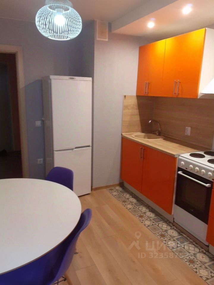 Аренда 1-комн квартиры на вторичном рынке Мурино, Новая улица, 15