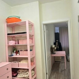 Продажа 3-комн квартиры на вторичном рынке Юнтоловский пр-кт,  д. 49,  к. 4