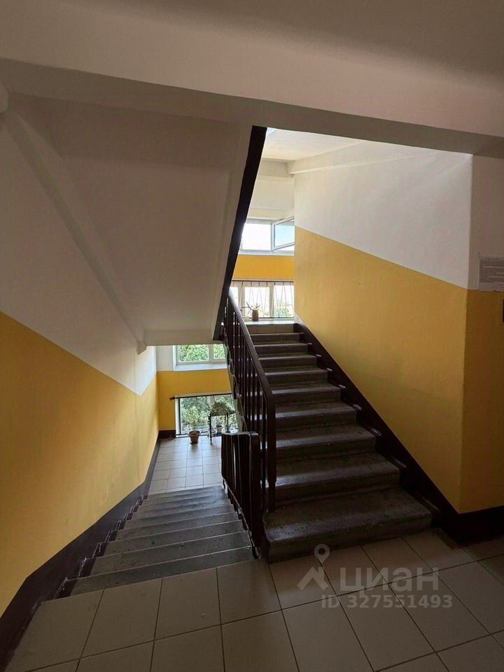 Продажа 2-комн квартиры на вторичном рынке Жуковский, улица Гагарина, 10