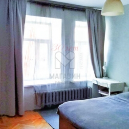 Продажа 3-комн квартиры на вторичном рынке ул Декабристов,  д. 19